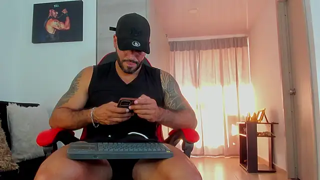 SamirHazard97 online show from April 2026 09:39:33 PM