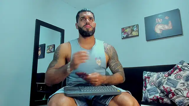 SamirHazard97 online show from October 2025 09:16:01 PM