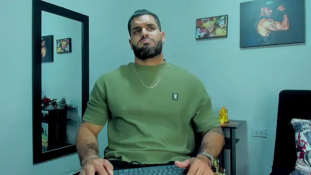 SamirHazard97 online show from November 2025 07:39:02 PM