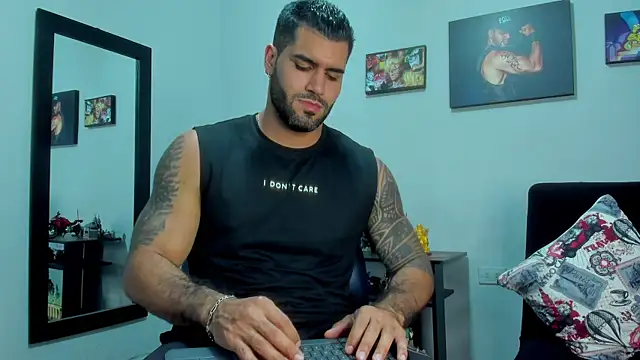 SamirHazard97 online show from December 2025 09:25:02 PM