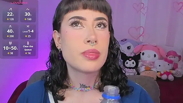 Snapshot of melody_suarez chatting on November 2025 10:57:01 PM melody suarez online show from November 2025 10:57:01 PM