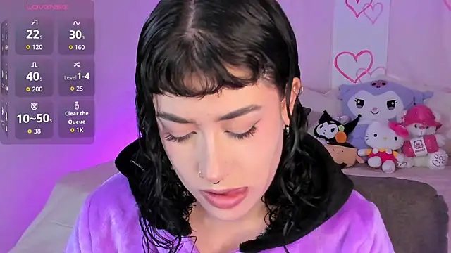 melody suarez online show from September 2025 11:54:02 PM