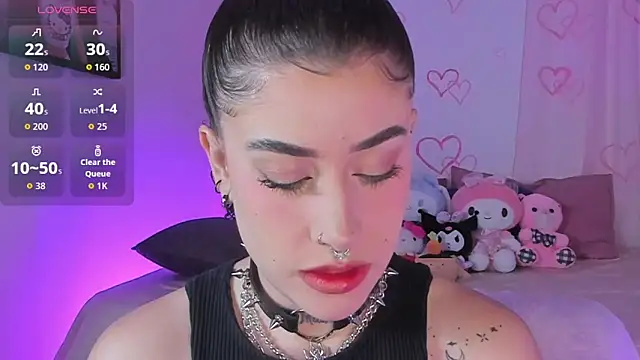 Snapshot of melody_suarez chatting on November 2025 11:15:01 PM melody suarez online show from November 2025 11:15:01 PM