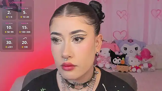 Snapshot of melody_suarez chatting on November 2025 10:57:01 PM melody suarez online show from November 2025 10:57:01 PM