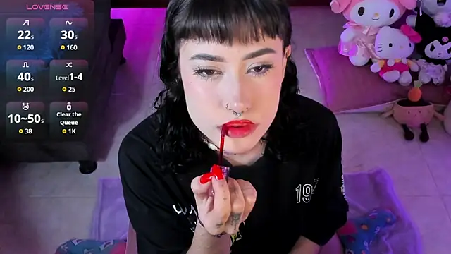 Snapshot of melody_suarez chatting on October 2025 10:20:01 PM melody suarez online show from October 2025 10:20:01 PM