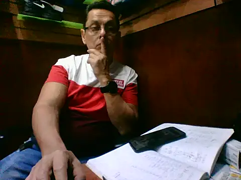 Snapshot of MarcusKelvin chatting on November 2025 12:54:01 PM MarcusKelvin online show from November 2025 12:54:01 PM