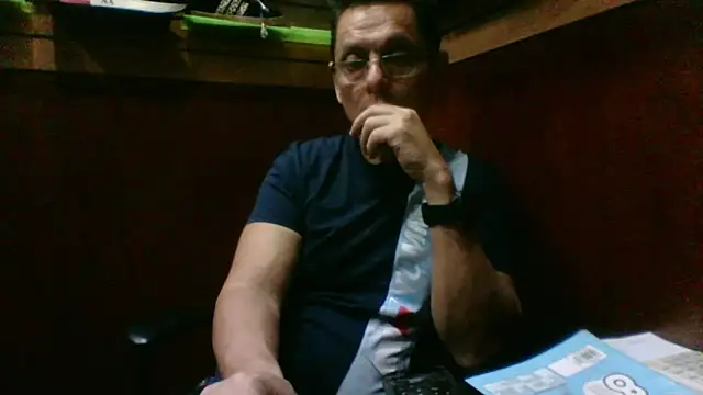 Snapshot of MarcusKelvin chatting on November 2025 02:43:02 PM MarcusKelvin online show from November 2025 02:43:02 PM