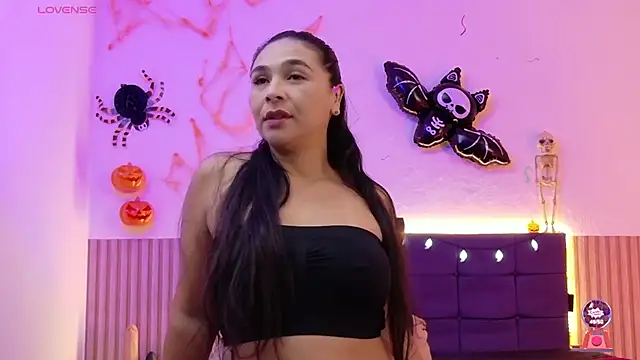 Snapshot of DIOSA-HOT chatting on October 2025 08:34:02 AM DIOSA-HOT online show from October 2025 08:34:02 AM