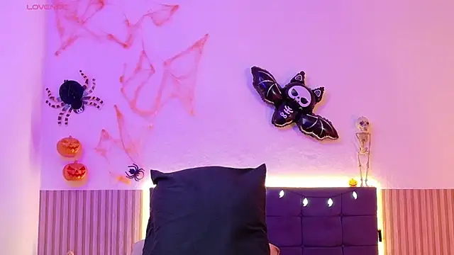 Snapshot of DIOSA-HOT chatting on October 2025 08:55:02 AM DIOSA-HOT online show from October 2025 08:55:02 AM