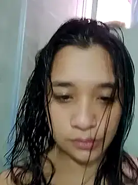 Snapshot of Cristal_moon1 chatting on October 2025 05:45:01 PM Cristal moon1 online show from October 2025 05:45:01 PM