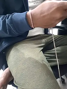 divyansh hyderabadi online show from December 2025 12:51:02 PM