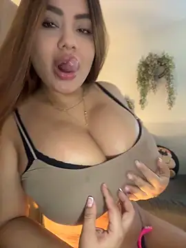 Snapshot of valeria2019hot chatting on May 2026 03:15:01 PM valeria2019hot online show from May 2026 03:15:01 PM