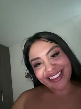 Snapshot of valeria2019hot chatting on January 2025 10:52:02 PM valeria2019hot online show from January 2025 10:52:02 PM