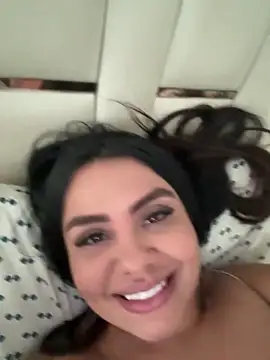 Snapshot of valeria2019hot chatting on February 2025 03:21:01 PM valeria2019hot online show from February 2025 03:21:01 PM