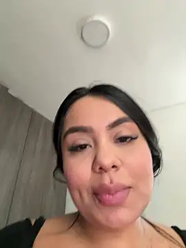 Snapshot of valeria2019hot chatting on March 2025 08:38:02 PM valeria2019hot online show from March 2025 08:38:02 PM
