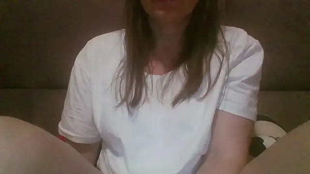 Snapshot of Sladkiegubki chatting on February 2025 09:14:01 PM Sladkiegubki online show from February 2025 09:14:01 PM