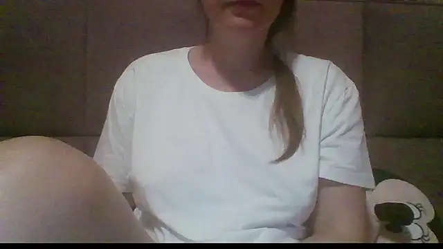 Sladkiegubki online show from November 2025 10:13:02 PM