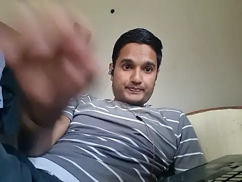 Jonrobinso online show from October 2025 05:30:02 AM