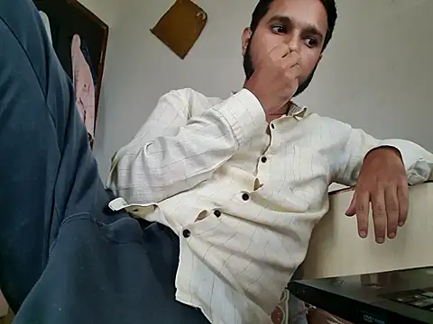 Jonrobinso online show from September 2025 09:37:01 AM