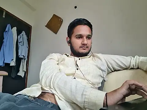 Jonrobinso online show from September 2025 05:47:01 AM