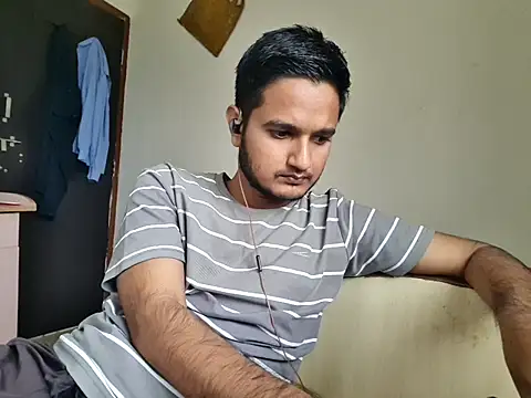 Jonrobinso online show from September 2025 05:34:02 AM