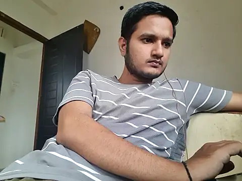 Snapshot of Jonrobinso chatting on October 2025 03:49:02 AM Jonrobinso online show from October 2025 03:49:02 AM