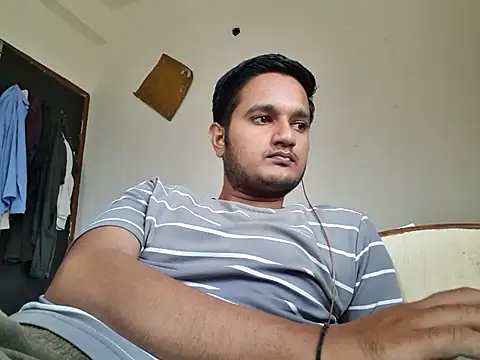 Jonrobinso online show from October 2025 05:09:02 AM