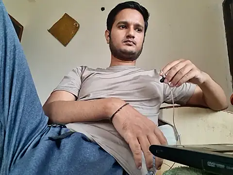 Jonrobinso online show from October 2025 05:29:02 AM