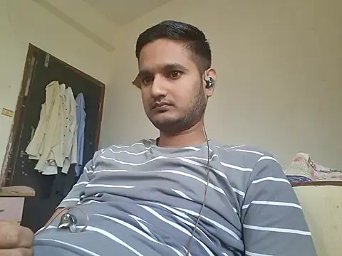 Snapshot of Jonrobinso chatting on November 2025 05:18:02 AM Jonrobinso online show from November 2025 05:18:02 AM