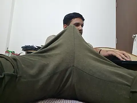 Jonrobinso online show from March 2026 03:34:01 PM