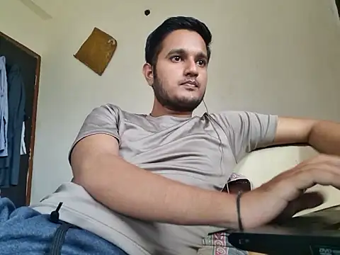 Snapshot of Jonrobinso chatting on October 2025 05:50:01 AM Jonrobinso online show from October 2025 05:50:01 AM