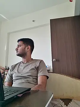 Jonrobinso online show from April 2026 04:20:02 AM