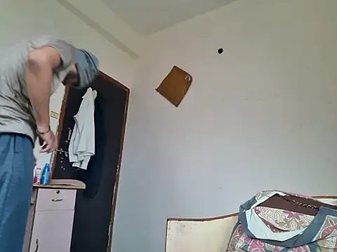 Snapshot of Jonrobinso chatting on December 2025 05:41:01 AM Jonrobinso online show from December 2025 05:41:01 AM