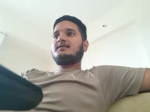 Snapshot of Jonrobinso chatting on July 2026 06:03:01 AM Jonrobinso online show from July 2026 06:03:01 AM