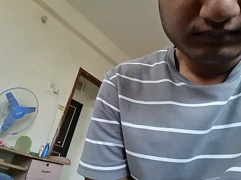 Jonrobinso online show from December 2025 04:15:01 AM