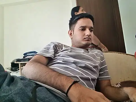 Jonrobinso online show from February 2026 05:54:01 AM