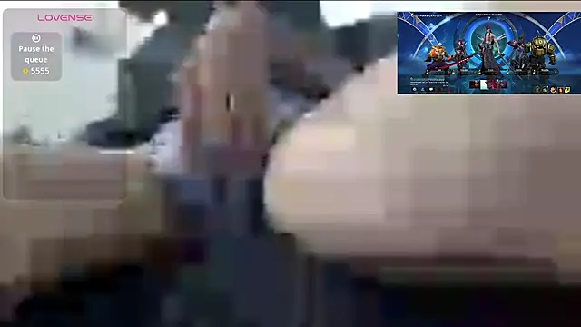 tixfemboyy online show from January 2026 11:55:01 PM