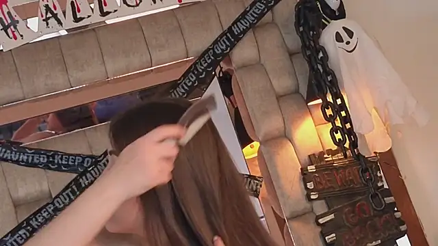 Maralains online show from October 2025 03:49:02 AM