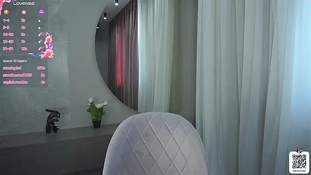 EvelyynLopez online show from February 2025 09:44:02 AM