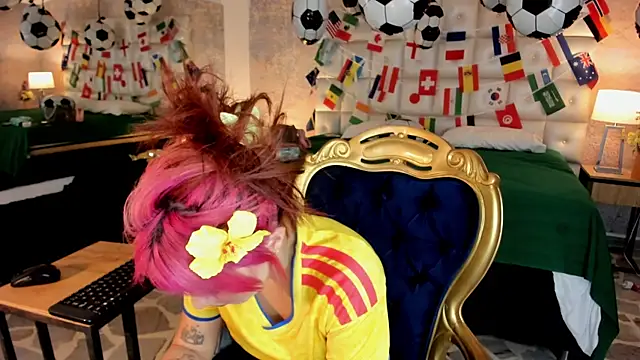 MelaniieRoux online show from June 2026 07:44:02 PM