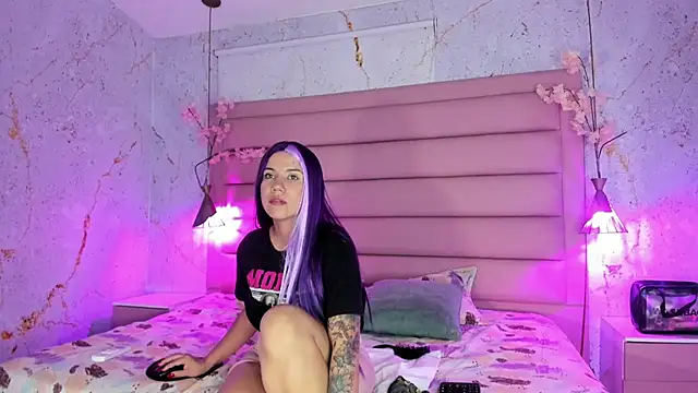 MelaniieRoux online show from November 2025 03:27:02 AM