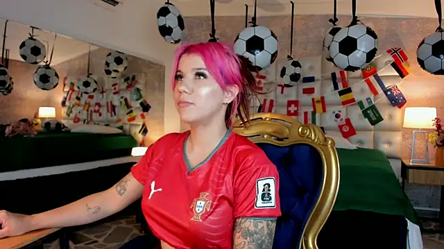 MelaniieRoux online show from June 2026 03:56:01 AM