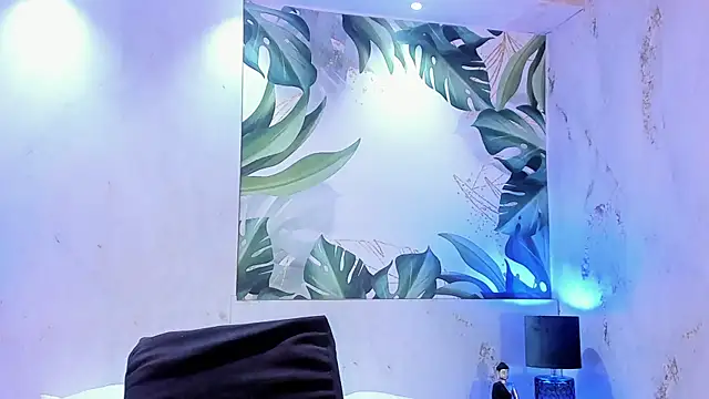 MelaniieRoux online show from April 2026 09:39:33 PM