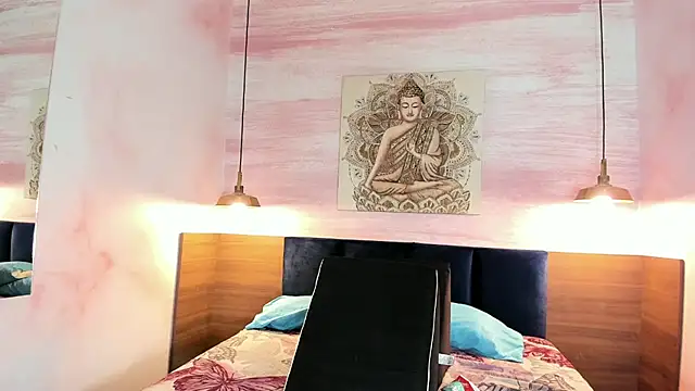 MelaniieRoux online show from February 2026 07:27:02 PM