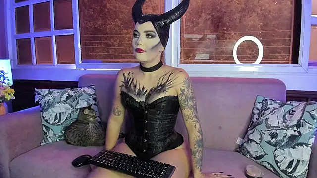 MelaniieRoux online show from October 2025 07:37:02 PM