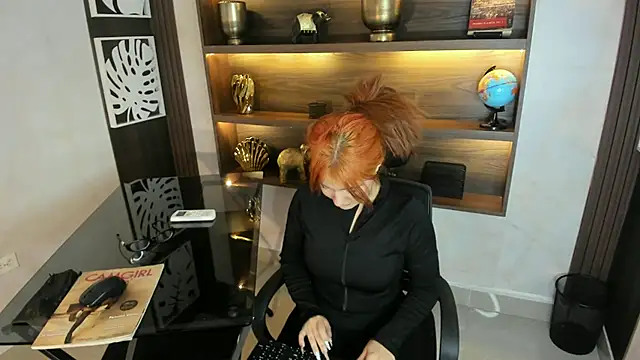 MelaniieRoux online show from April 2026 07:43:02 PM