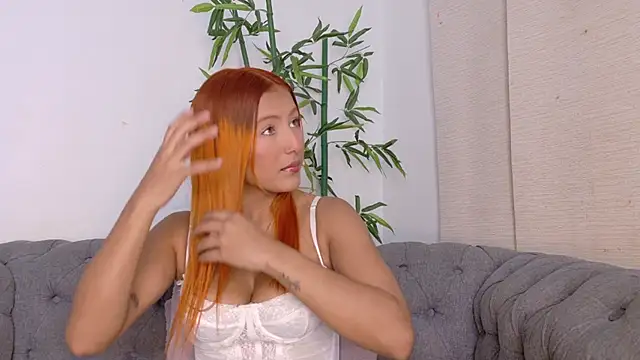 miranda villa online show from December 2025 12:18:02 PM