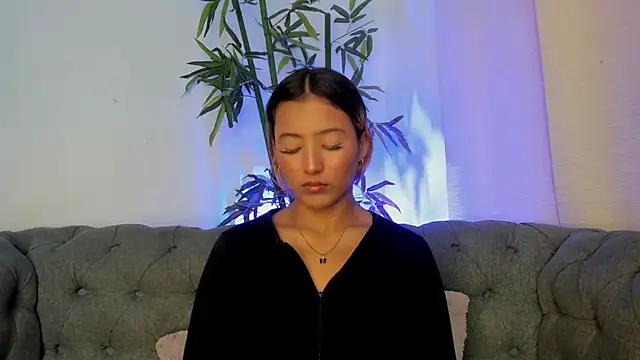 miranda villa online show from December 2025 12:55:01 PM