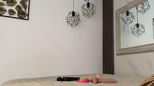 miranda villa online show from October 2025 01:09:01 PM