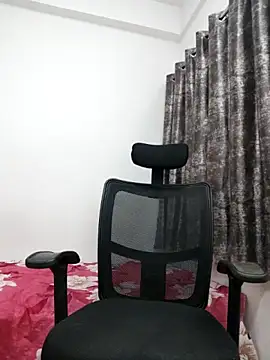 sanaya baby online show from November 2025 05:57:01 PM